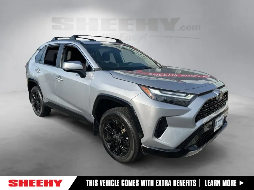 2023 Toyota RAV4 Hybrid SE photo 1