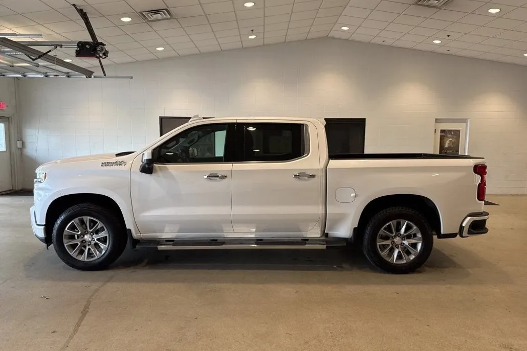 2021 Chevrolet Silverado 1500 High Country photo 1