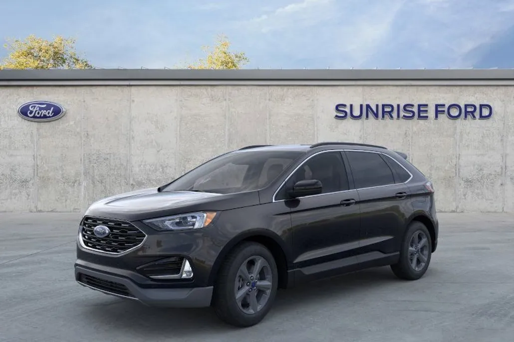 2024 Ford Edge SEL photo 1