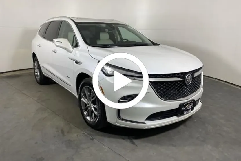 2022 Buick Enclave Avenir photo 1
