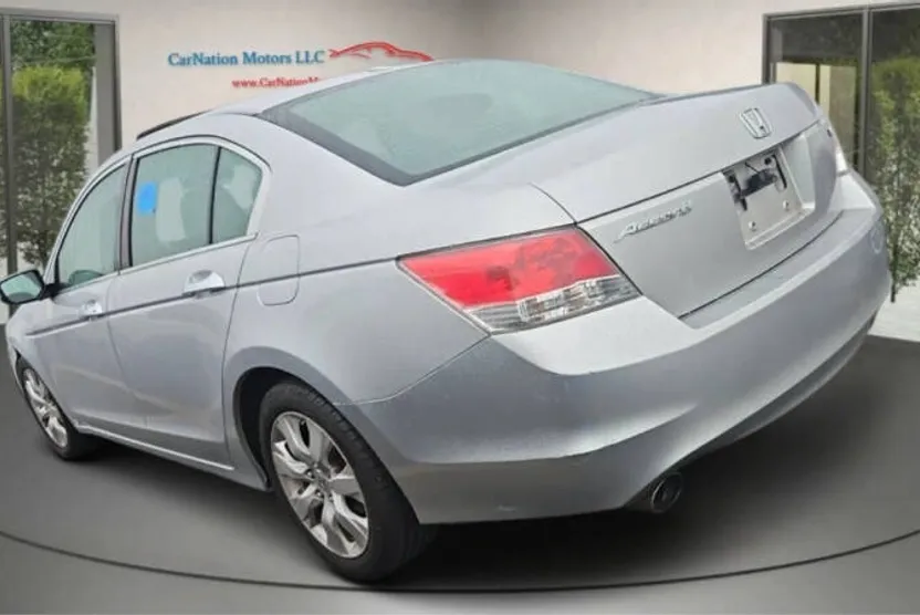 2010 Honda Accord EX-L V6 photo 1