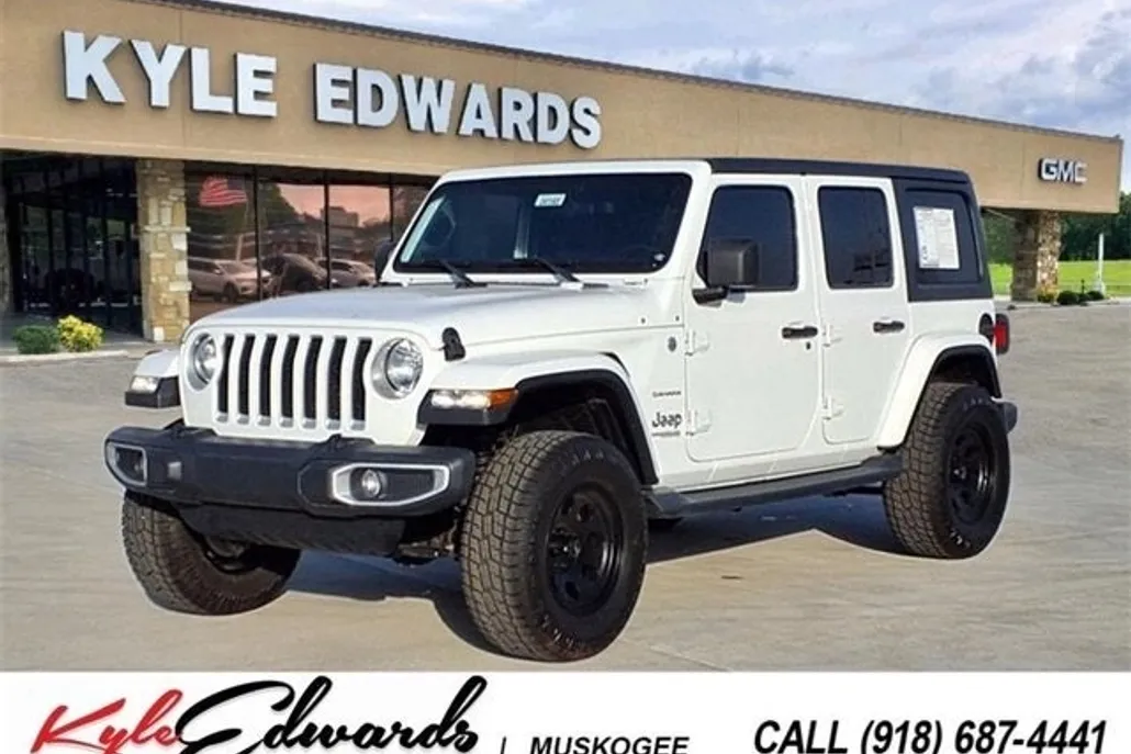 2020 Jeep Wrangler Unlimited Sahara photo 1