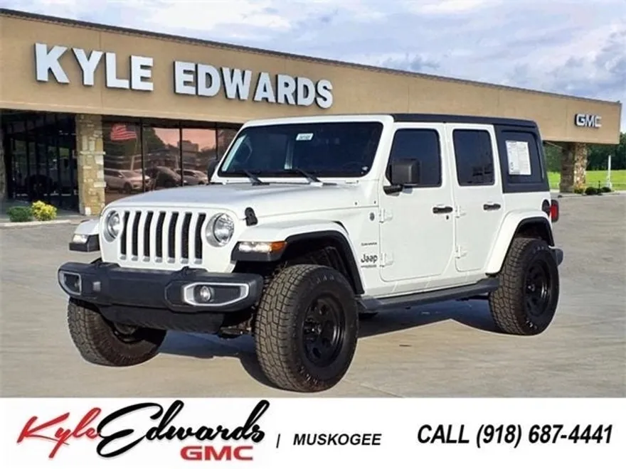 2020 Jeep Wrangler Unlimited Sahara photo 1