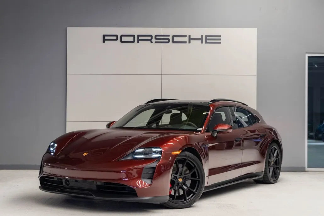 2023 Porsche Taycan GTS Sport Turismo photo 1