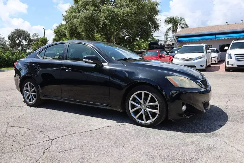 2013 Lexus IS 250 photo 1