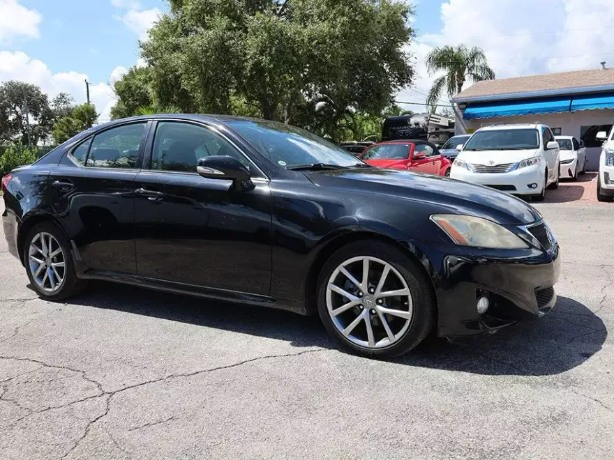 2013 Lexus IS 250 photo 1