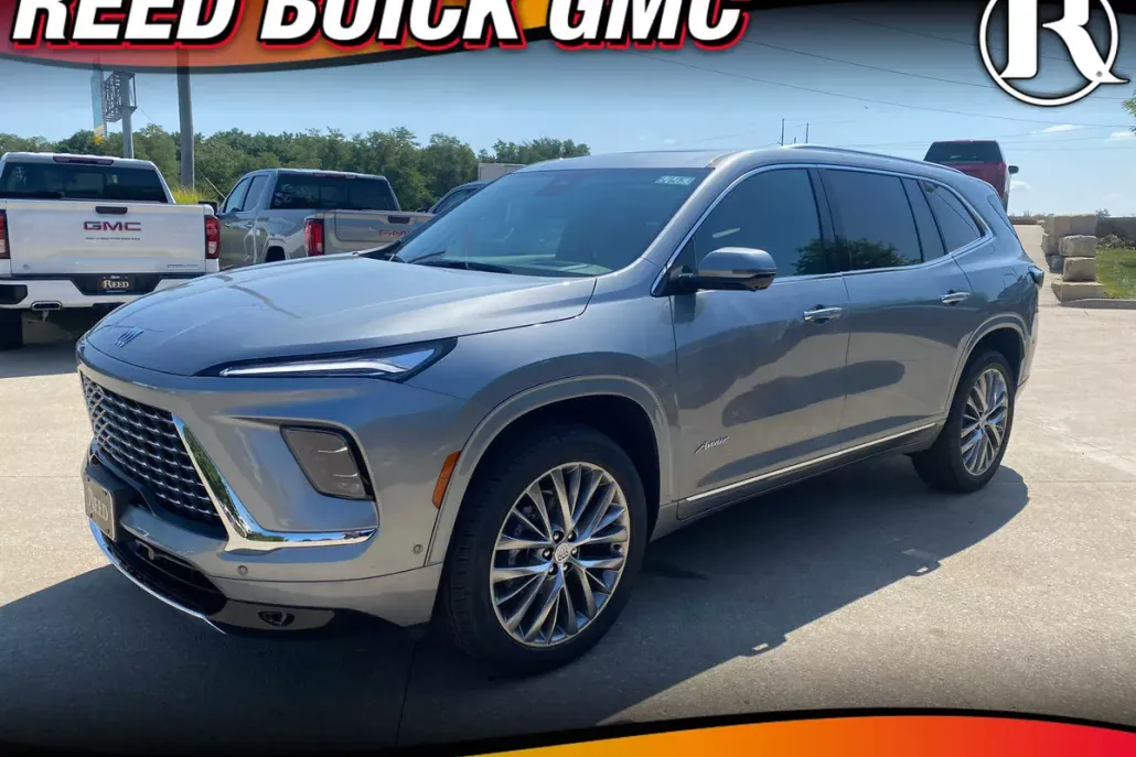 2026 Buick Enclave Avenir photo 1