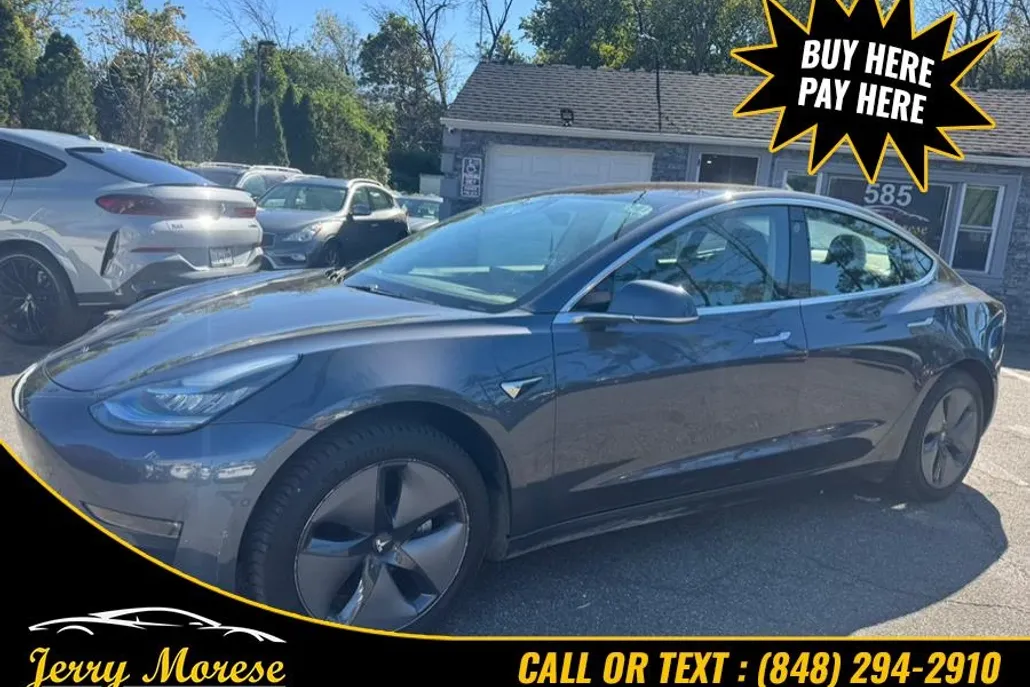 2018 Tesla Model 3 Long Range photo 1