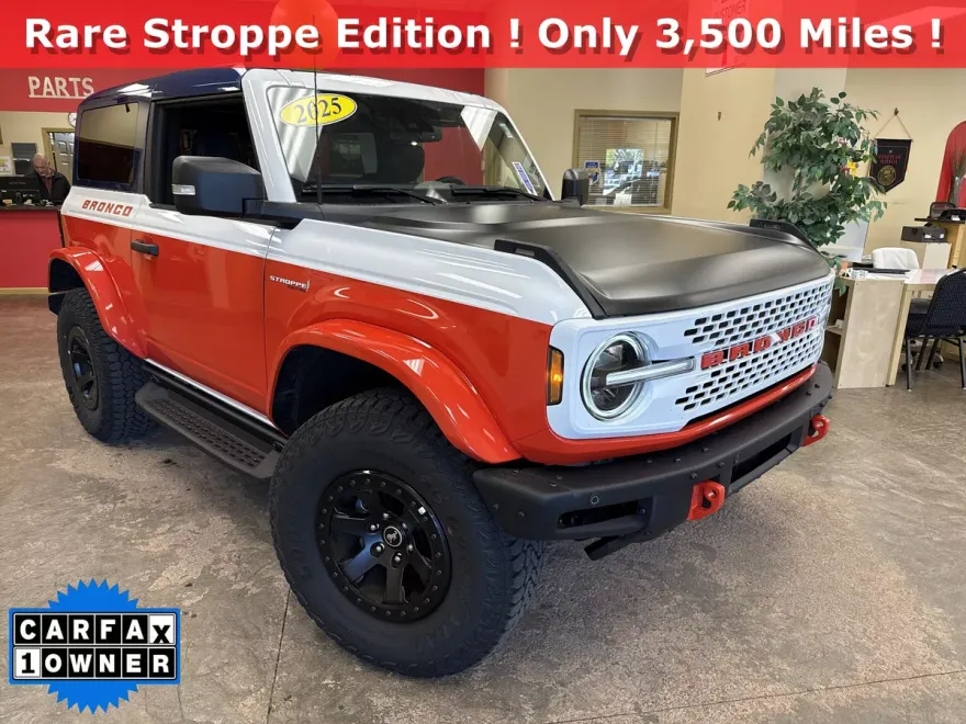 2025 Ford Bronco First Edition photo 1