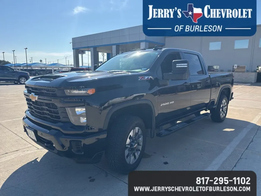 2025 Chevrolet Silverado 2500HD Custom photo 1