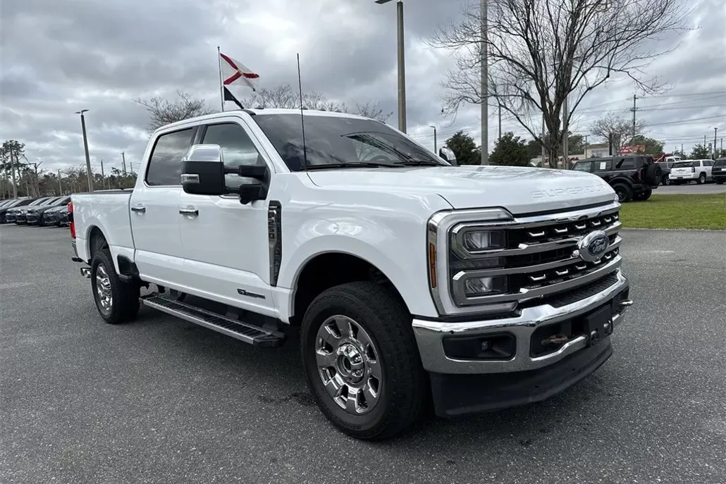2024 Ford F-250 photo 1