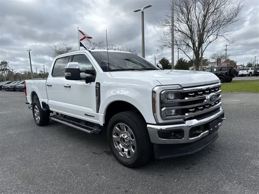 2024 Ford F-250 photo 1