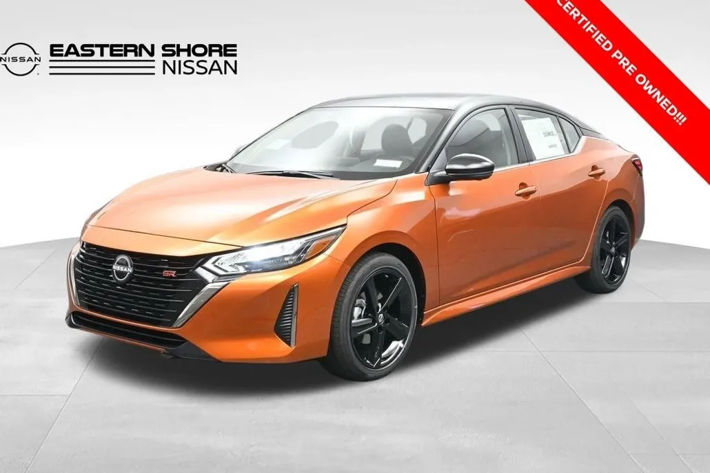 2024 Nissan Sentra SR photo 1