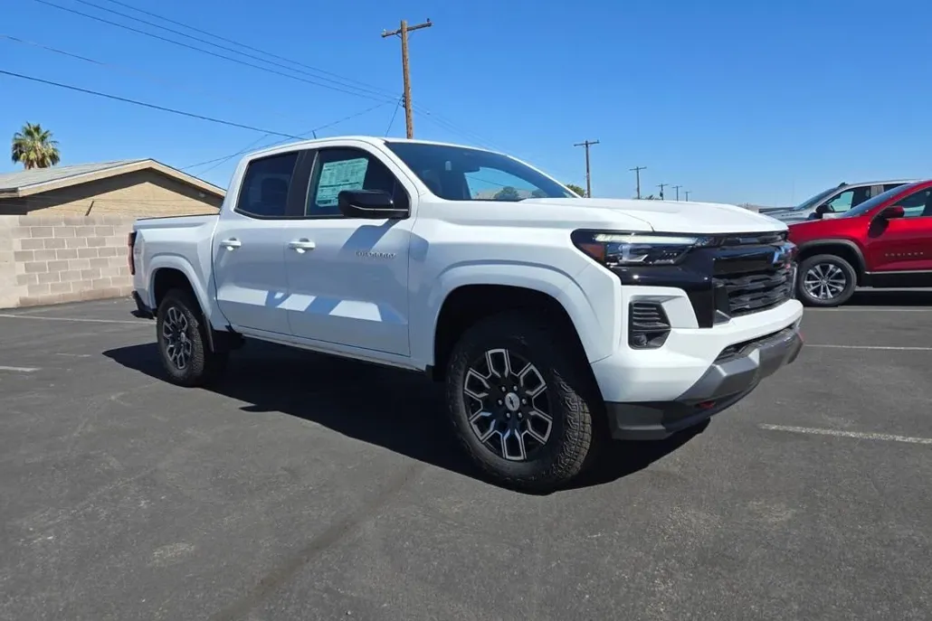 2026 Chevrolet Colorado Z71 photo 1