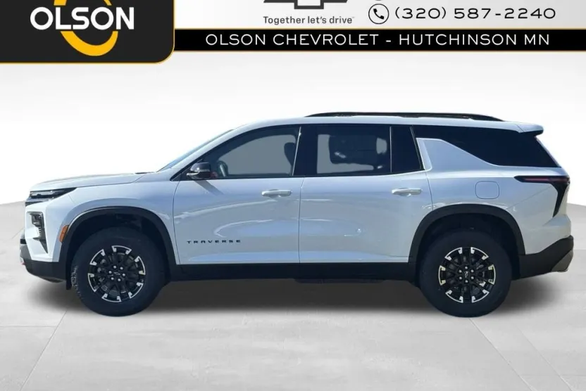 2026 Chevrolet Traverse Z71 photo 1