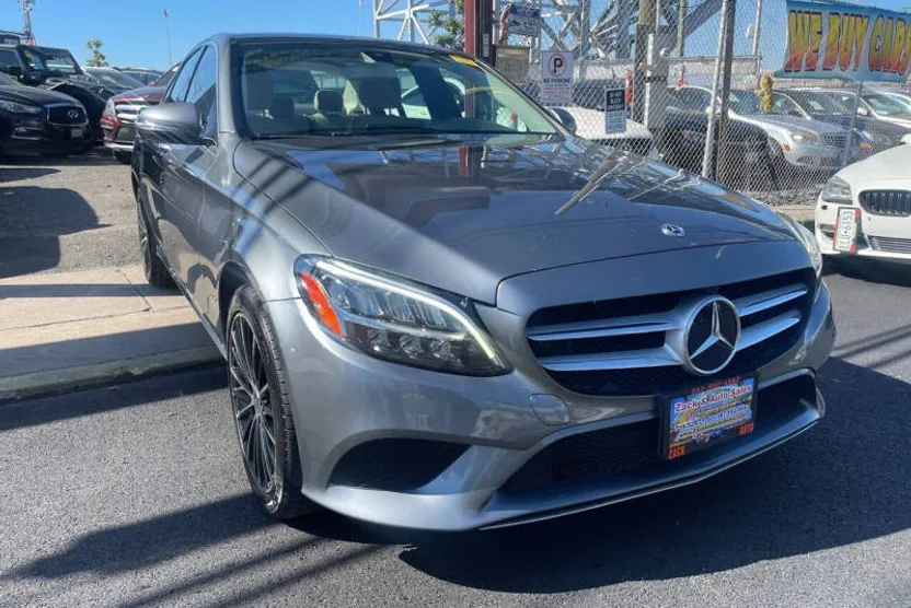 2019 Mercedes Benz C 300 4MATIC photo 1
