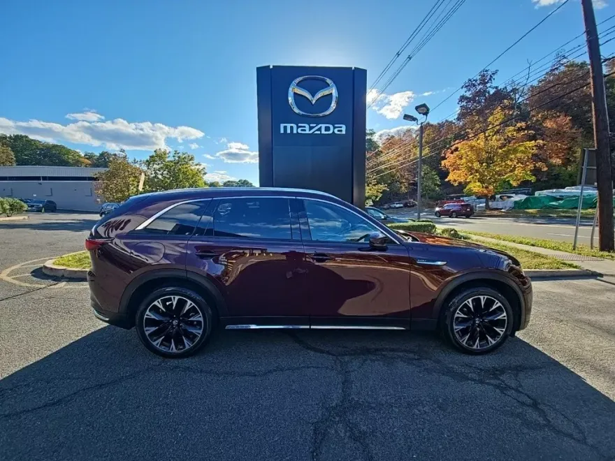 2024 Mazda CX-90 Premium Plus photo 1