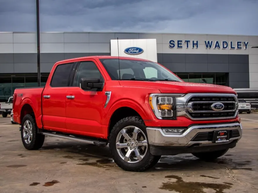2022 Ford F-150 XLT FX4 photo 1