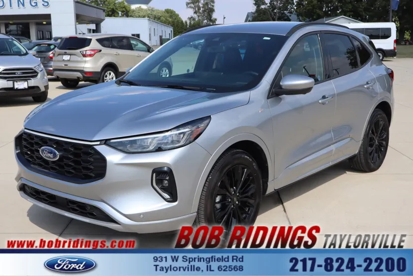 2023 Ford Escape ST-Line Elite photo 1