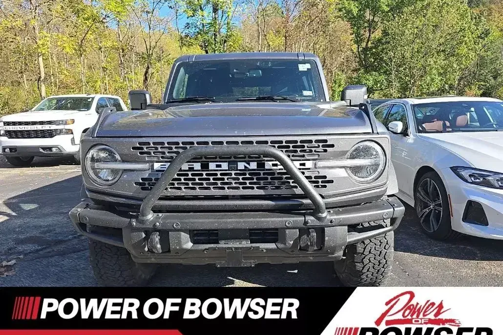 2022 Ford Bronco Badlands photo 1