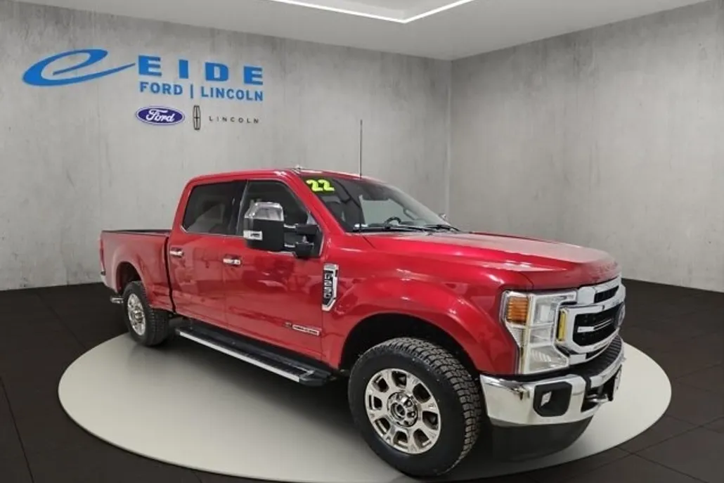 2022 Ford F-250 Lariat photo 1