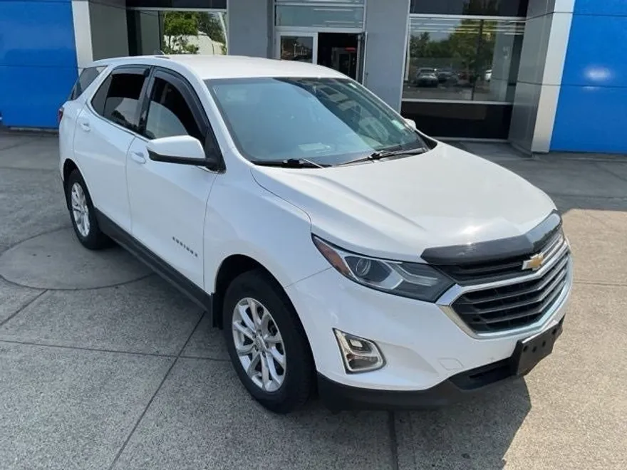 2019 Chevrolet Equinox LT photo 1