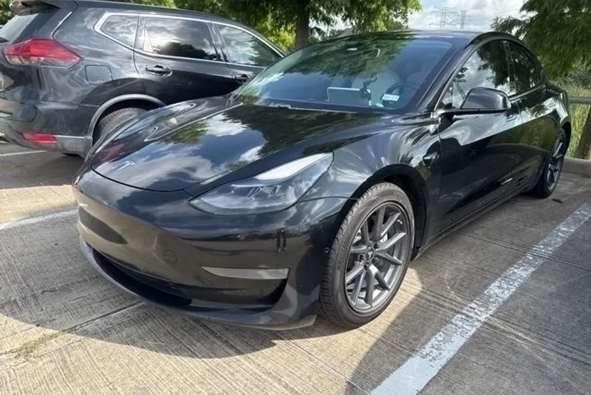 2021 Tesla Model 3 Standard Range Plus photo 1