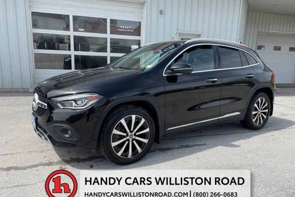 2021 Mercedes Benz GLA 250 4MATIC photo 1