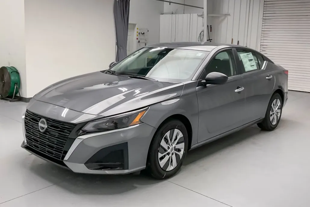 2025 Nissan Altima 2.5 S photo 1