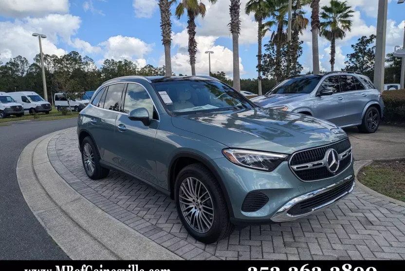 2026 Mercedes Benz GLC 300 4MATIC photo 1