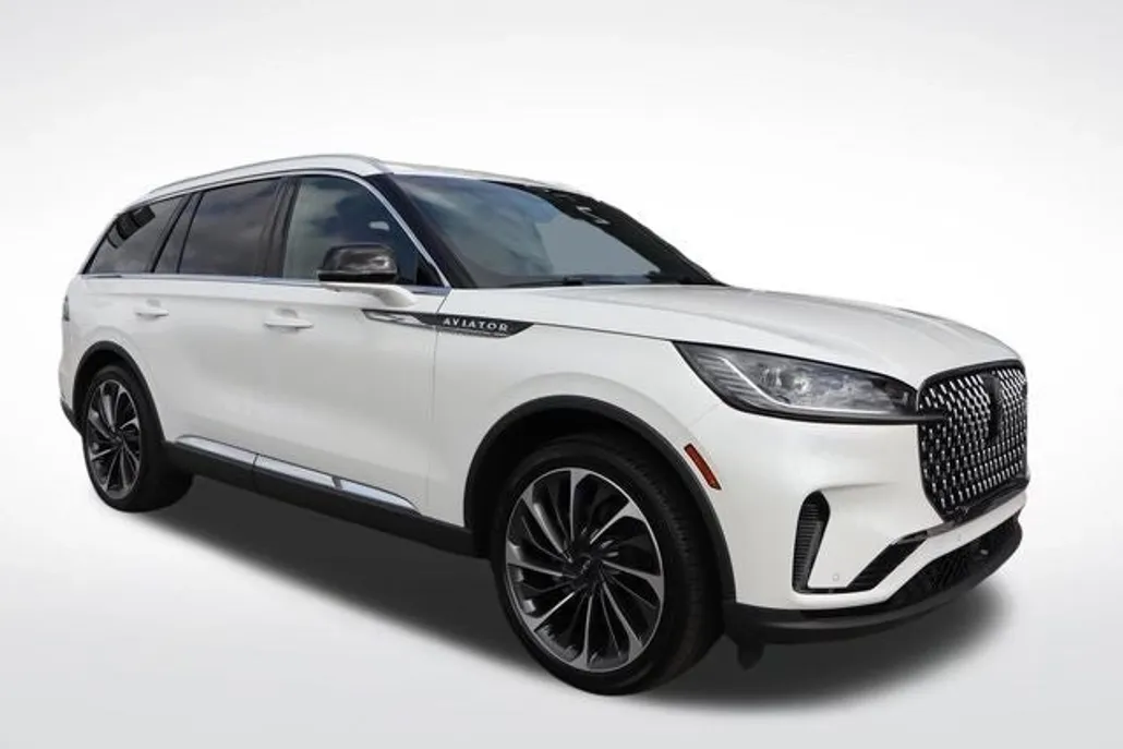 2025 Lincoln Aviator Reserve photo 1