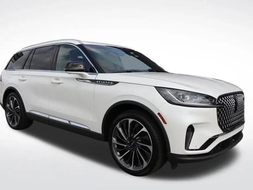 2025 Lincoln Aviator Reserve photo 1