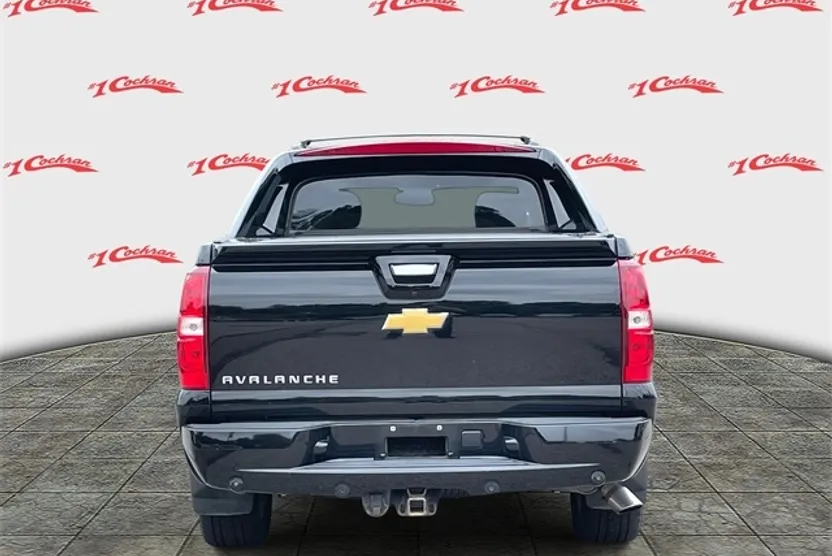 2013 Chevrolet Avalanche 1500 LTZ photo 1