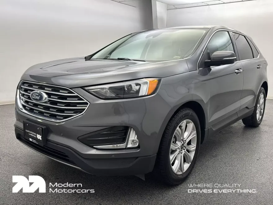 2024 Ford Edge Titanium photo 1