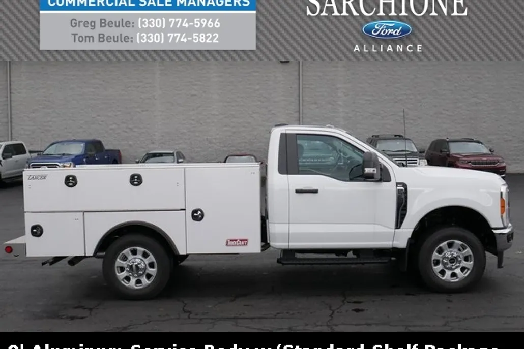2023 Ford F-350 photo 1