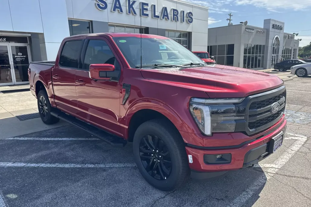 2025 Ford F-150 Lariat photo 1