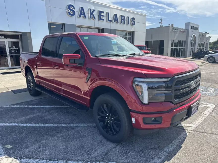 2025 Ford F-150 Lariat photo 1