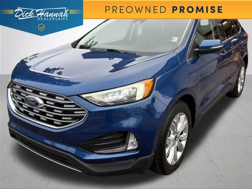 2022 Ford Edge Titanium photo 1