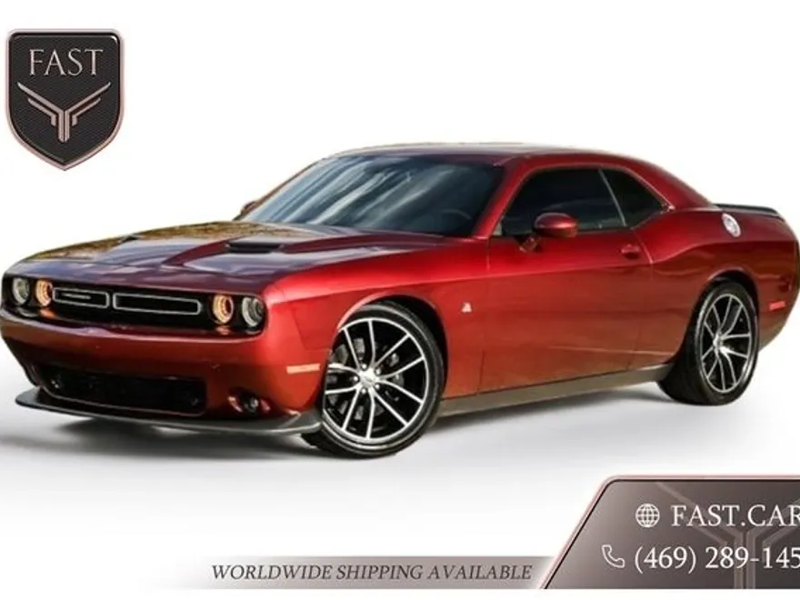 2017 Dodge Challenger R/T Scat Pack photo 1