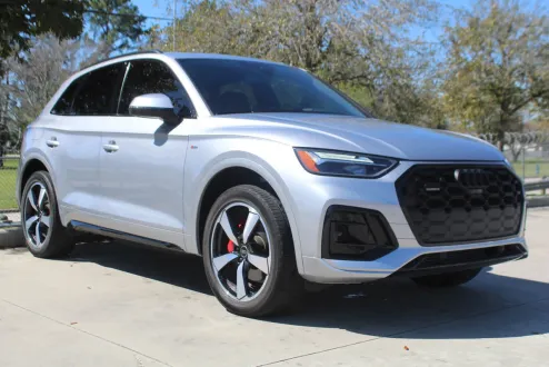 2024 Audi Q5 S line Premium Plus photo 3