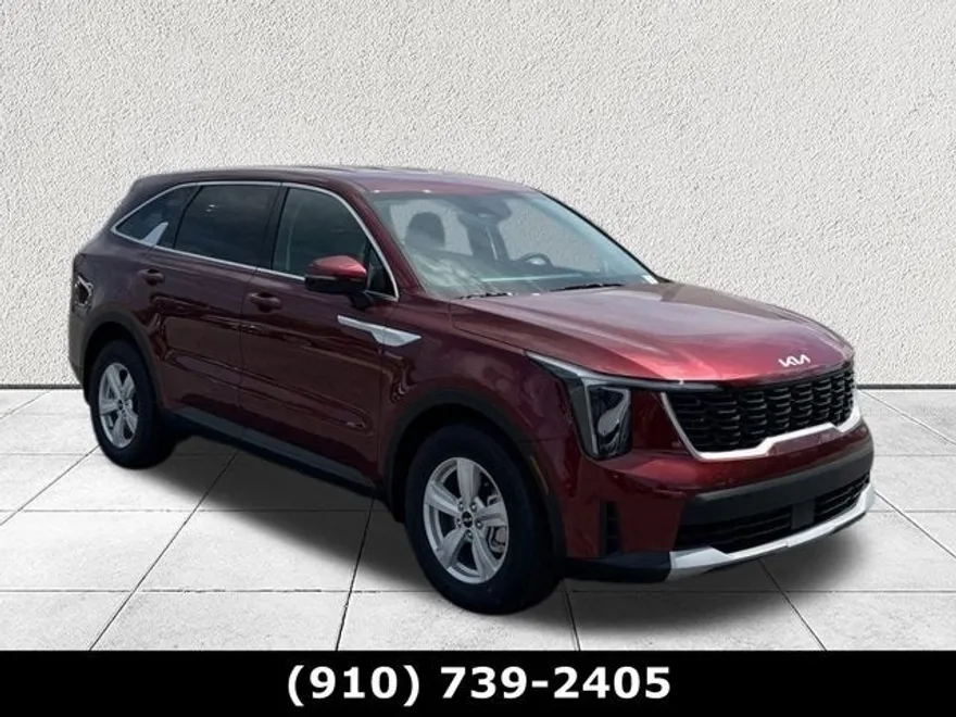 2025 Kia Sorento LX photo 1