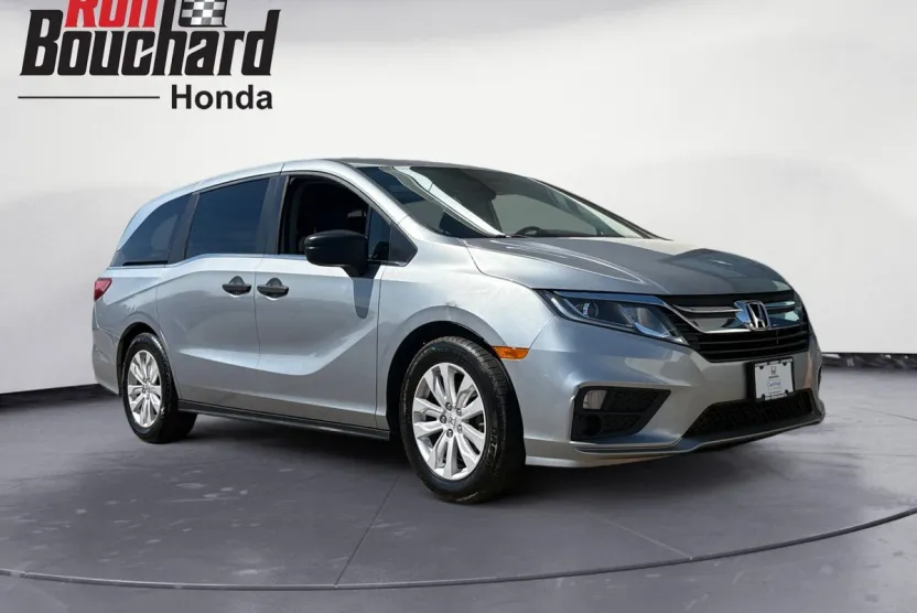 2019 Honda Odyssey LX photo 1