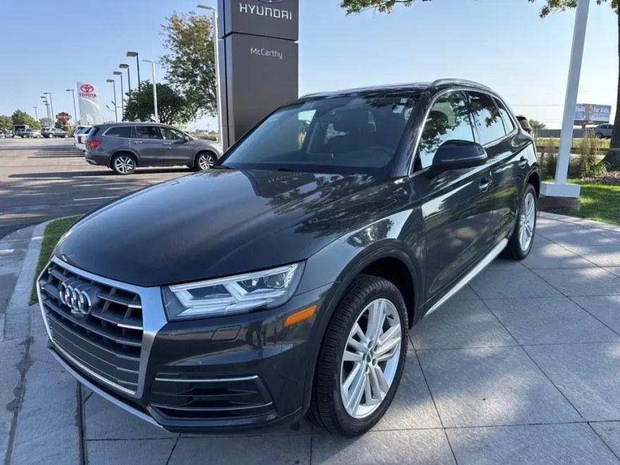 2018 Audi Q5 2.0T Prestige Premium photo 1