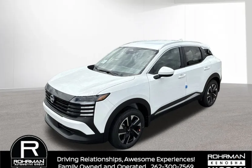 2025 Nissan Kicks SV photo 1