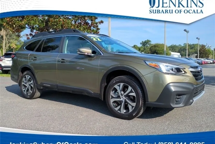 2022 Subaru Outback Limited photo 1