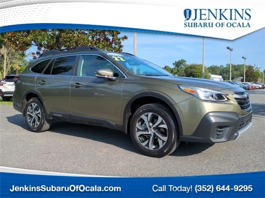2022 Subaru Outback Limited photo 1