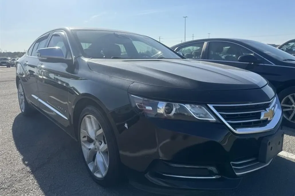 2015 Chevrolet Impala LTZ photo 1