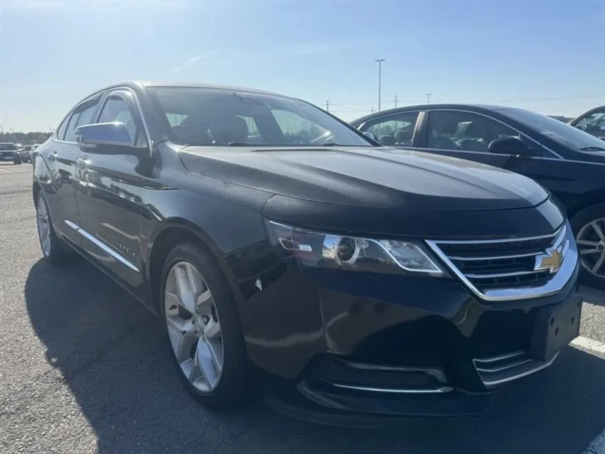 2015 Chevrolet Impala LTZ photo 1