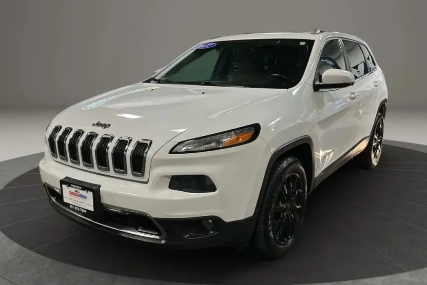2017 Jeep Cherokee Limited Sport photo 1