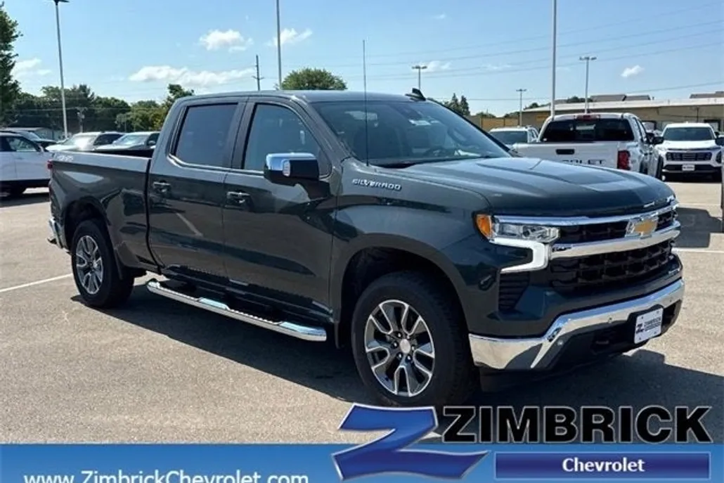 2025 Chevrolet Silverado 1500 LT photo 1